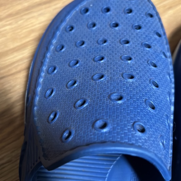 Sanuk Slip on shoes - Picture 3 of 6